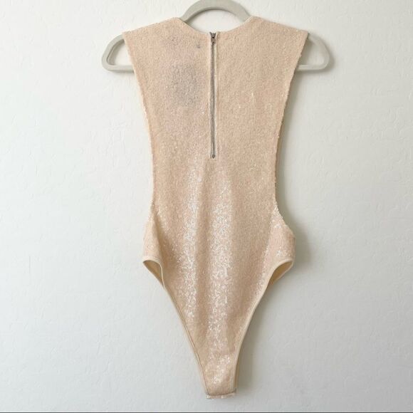 REHAB Revolve Sequins Peach Pink Blush Bodysuit NWT - Picture 2 of 9